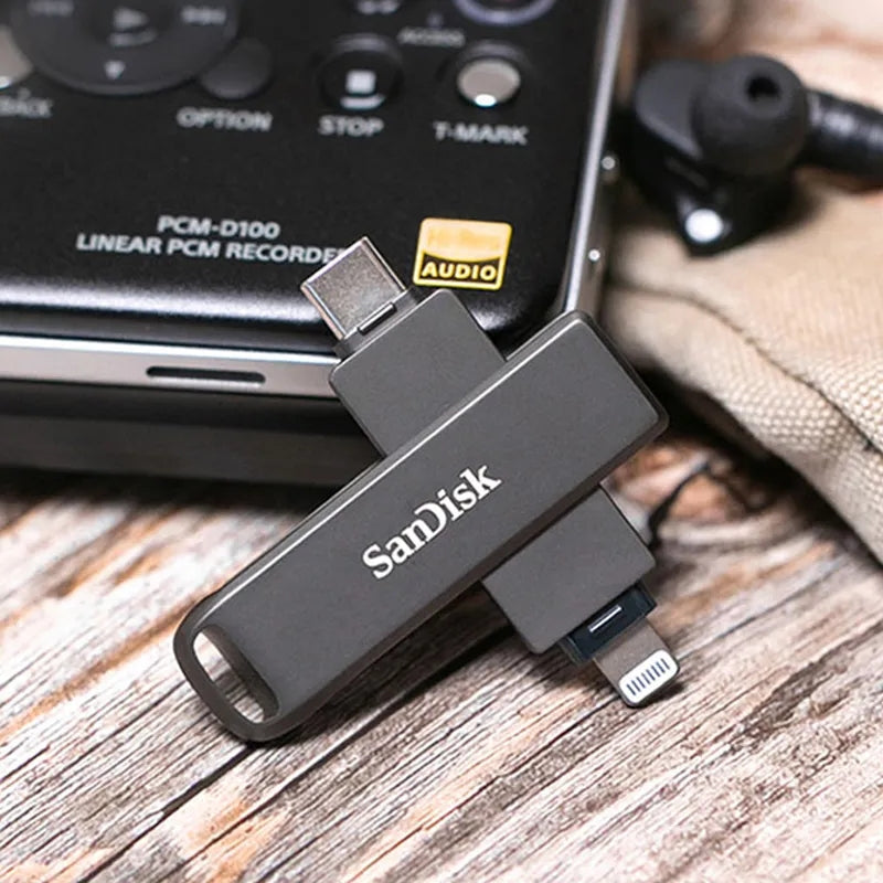 SanDisk 256 Go iXpand Go, Clé USB, avec connecteurs Lightning et USB 3.0,  pour iPhone/iPad, PC et Mac : : Informatique